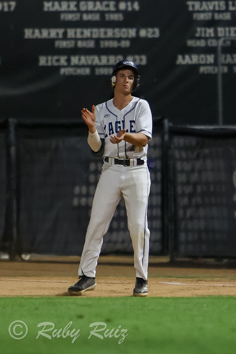 Tommy Entrekin on the basepath
